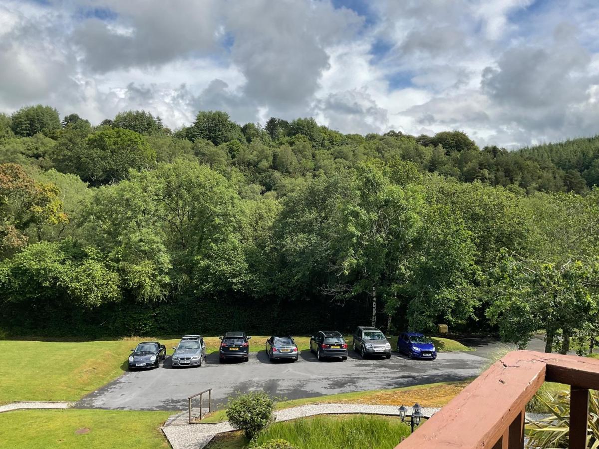 8 Oakridge, St Mellion Villa ภายนอก รูปภาพ