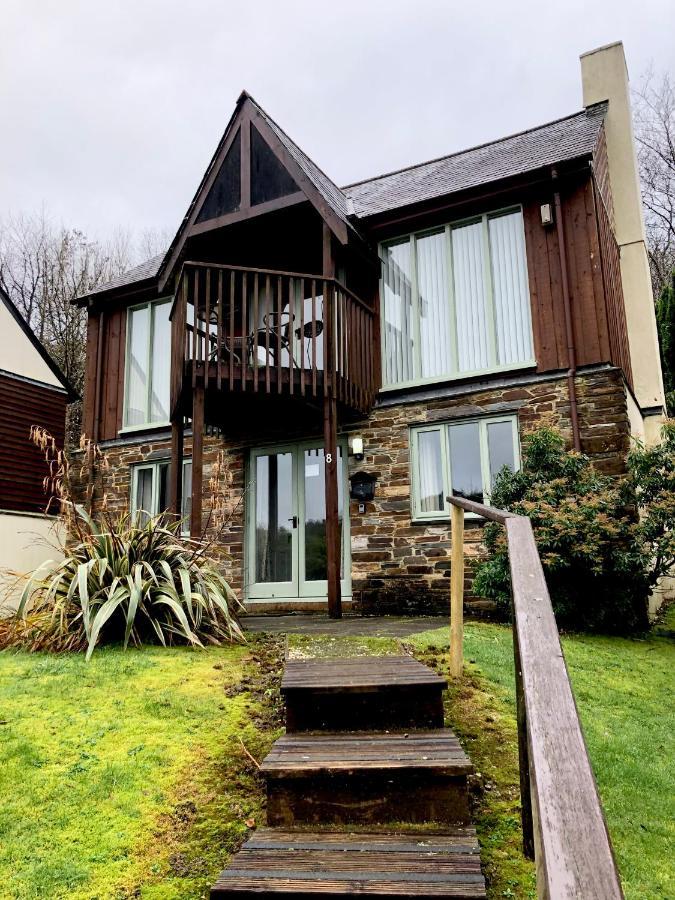 8 Oakridge, St Mellion Villa ภายนอก รูปภาพ