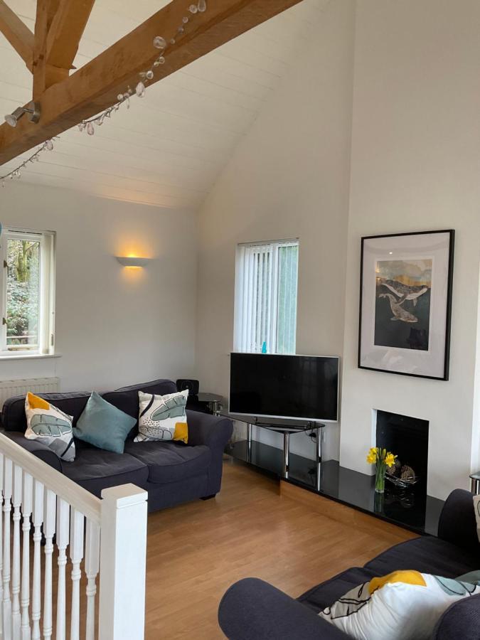 8 Oakridge, St Mellion Villa ภายนอก รูปภาพ