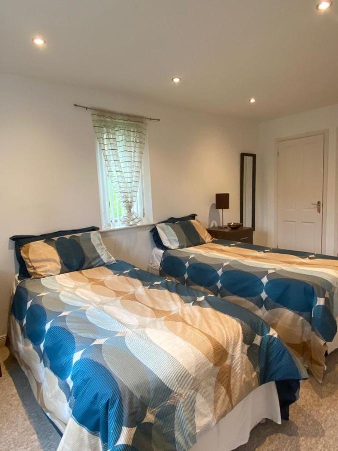8 Oakridge, St Mellion Villa ภายนอก รูปภาพ